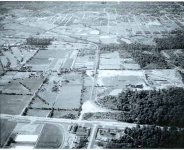 1938 aerial view of Fresh Meadows