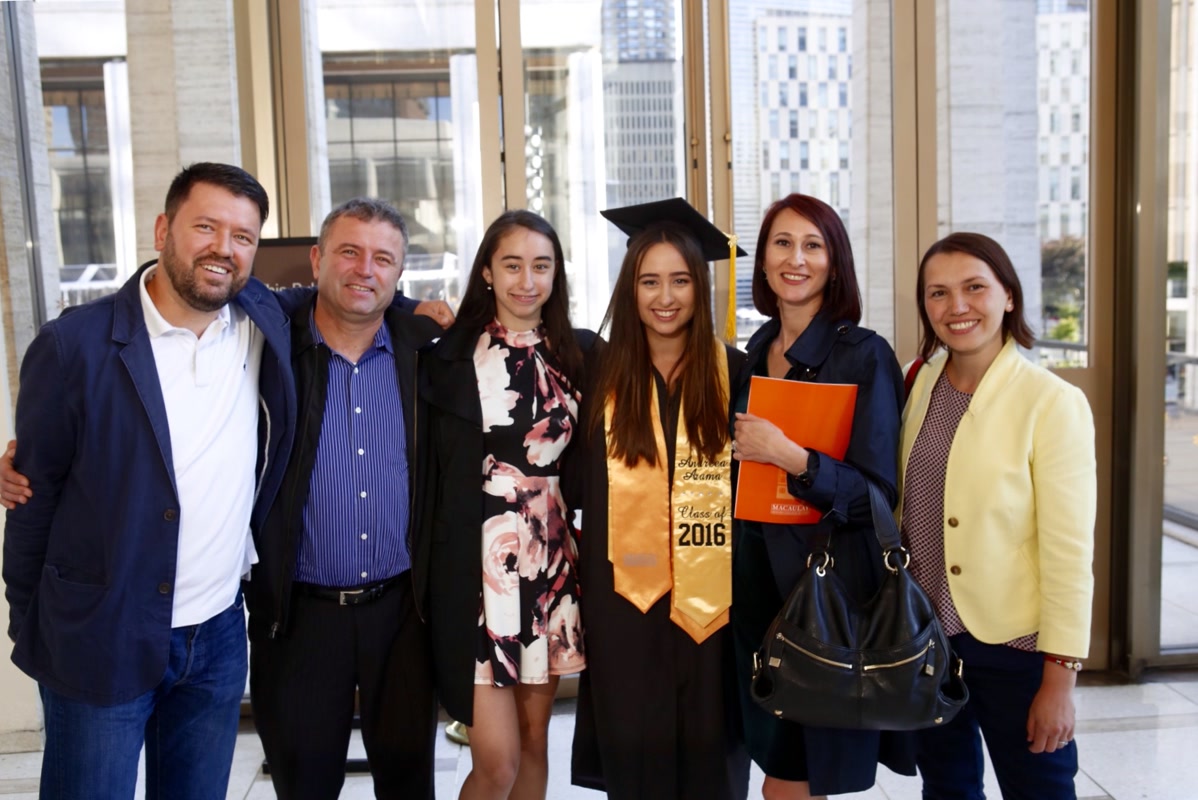 2016 graduating Senior with family